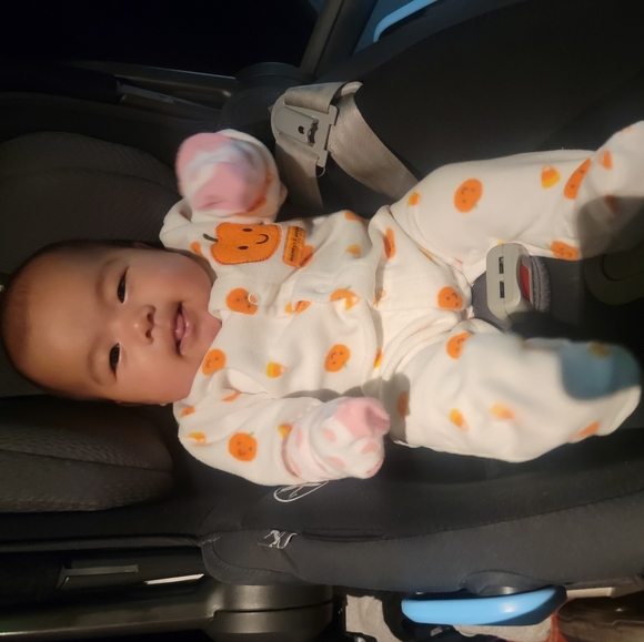 Posh Ambassador, Katherine - Picture 3 of 4